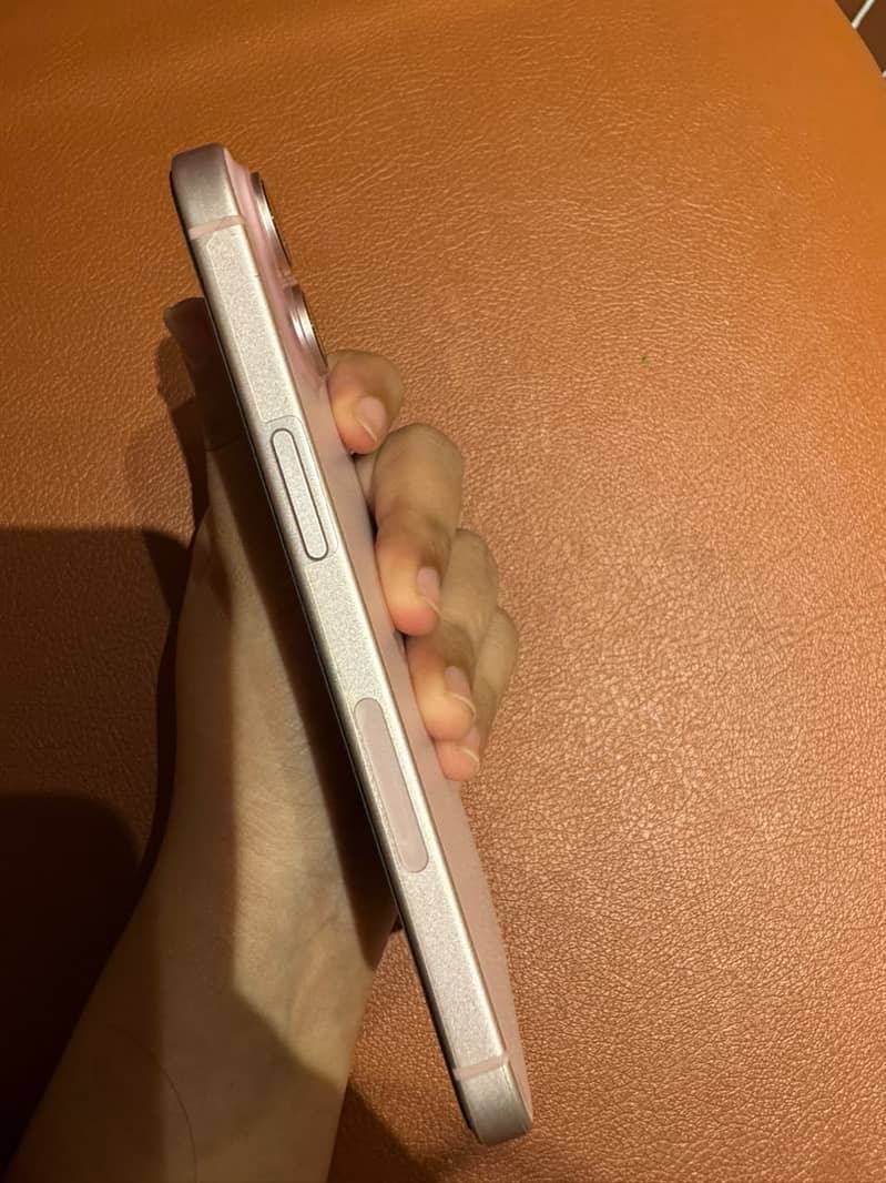 Apple iPhone 15 1