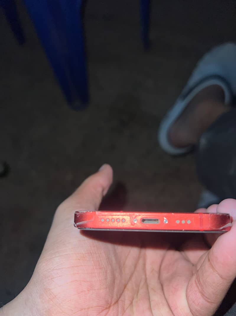 Apple iPhone 12 1