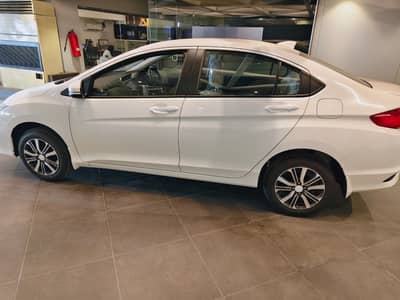 Car Rental Services daily weekly monthly with driver or without drive