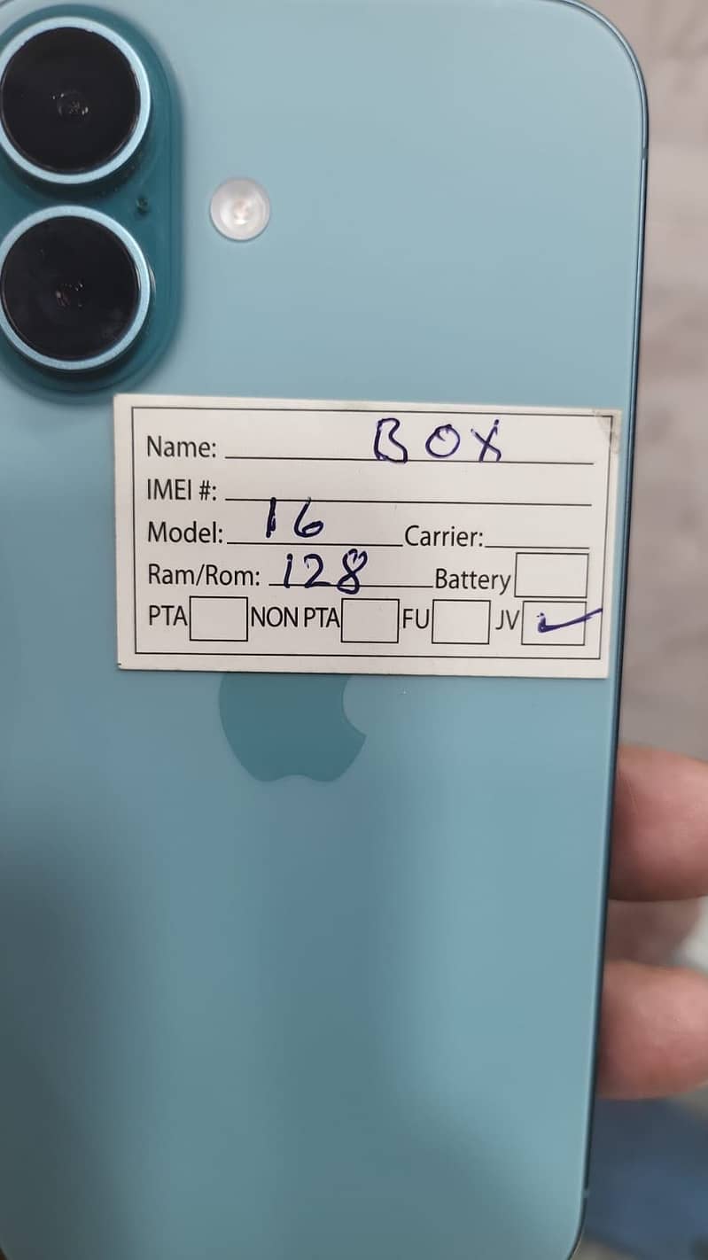 iPhone 16 0