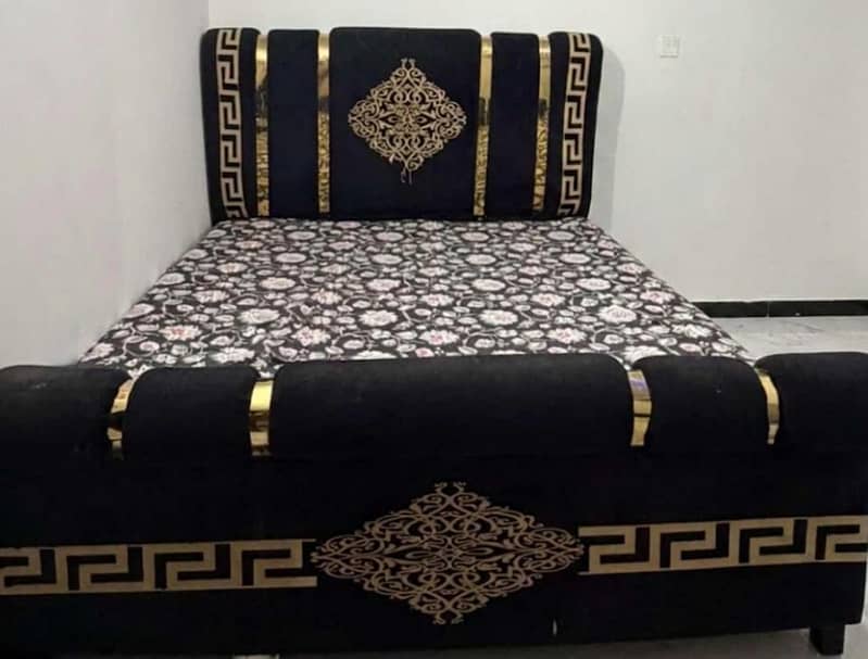 Bed with good condition 0