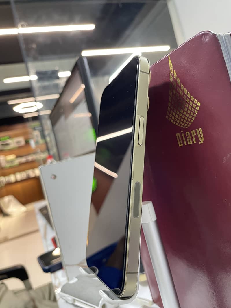 Apple iPhone 13 Pro 13