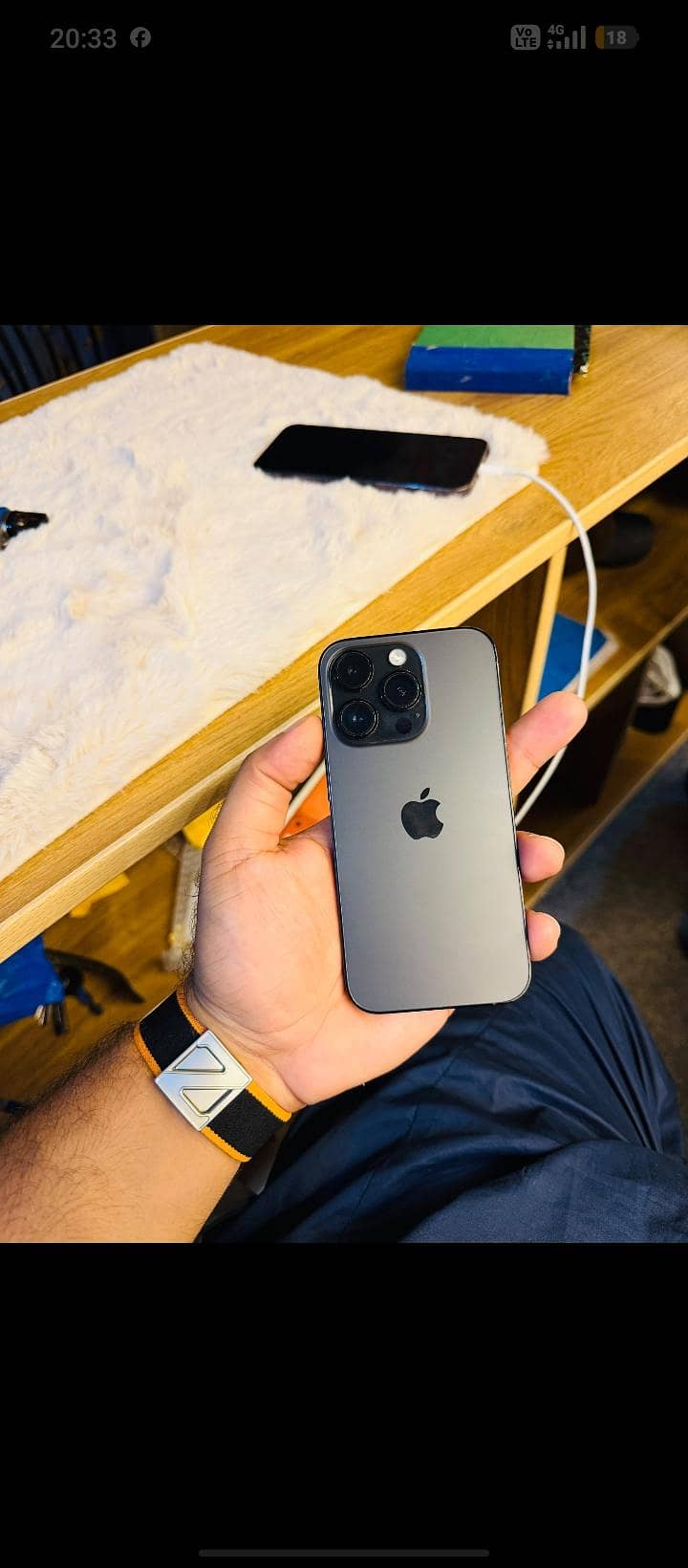 Apple iPhone 14 Pro 0