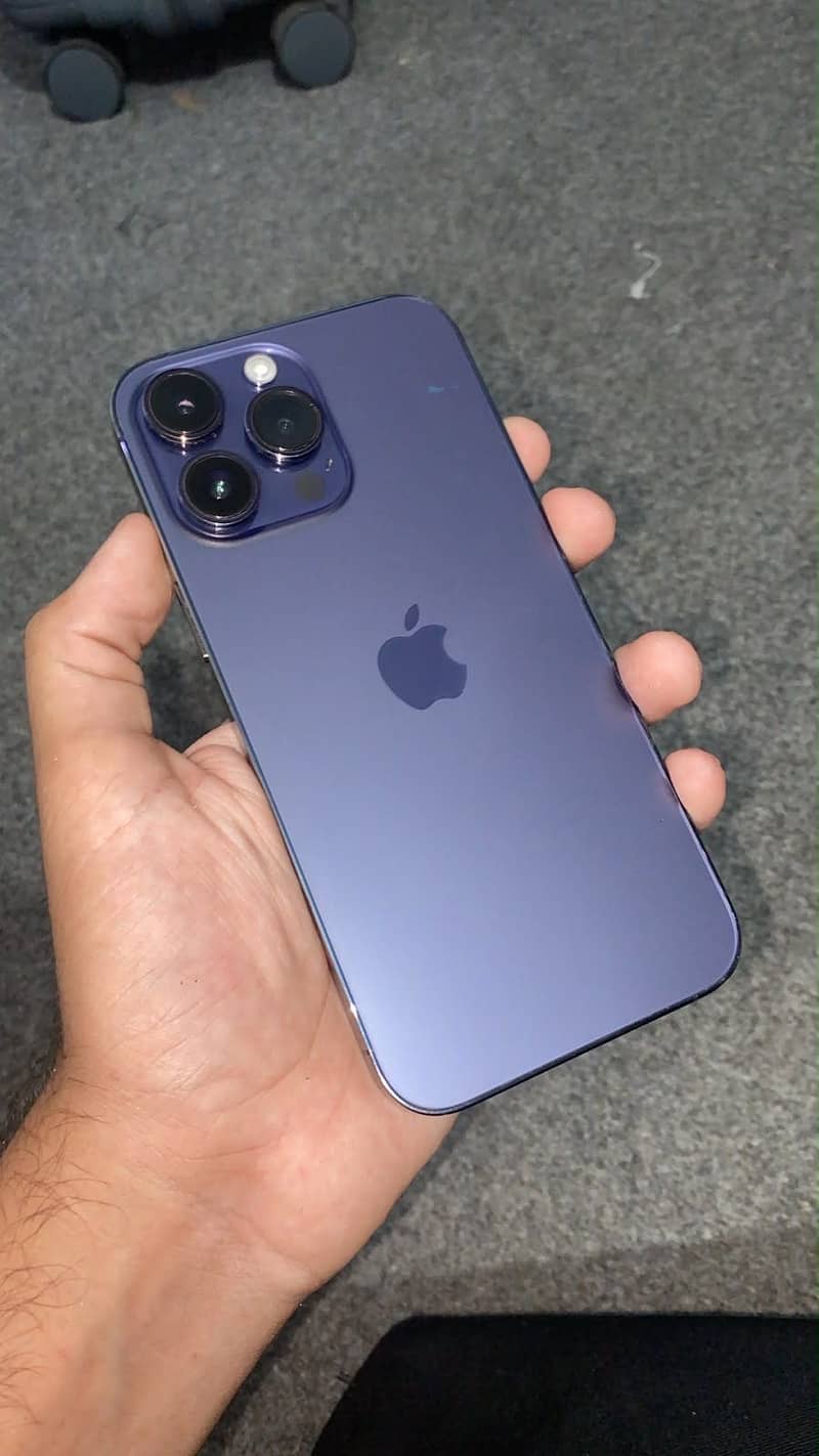 Apple iPhone 14 Pro Max 6