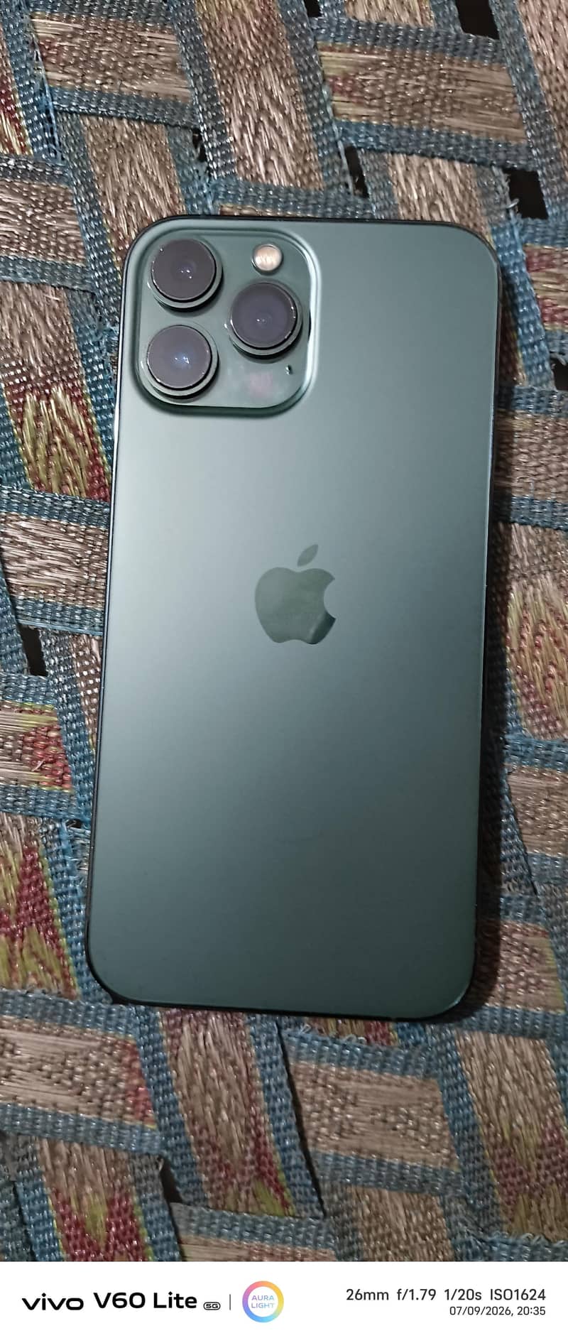 Apple iPhone 13 Pro Max 0