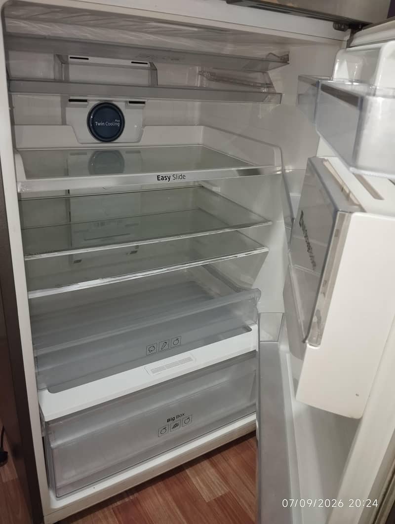 Fridge 4