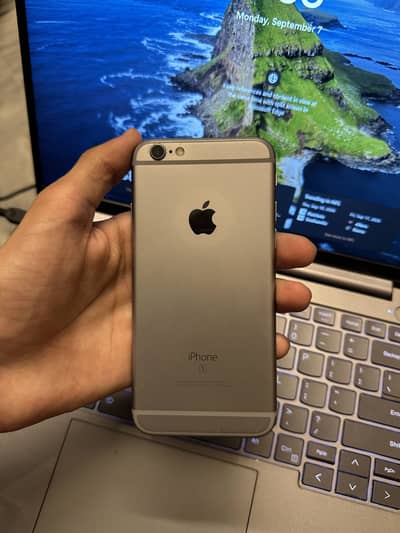 Apple iPhone 6S