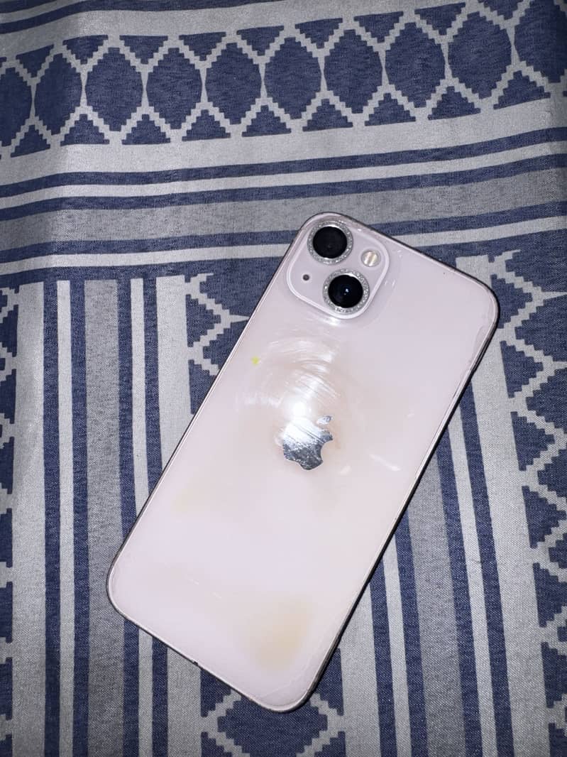 Apple iPhone 13 0