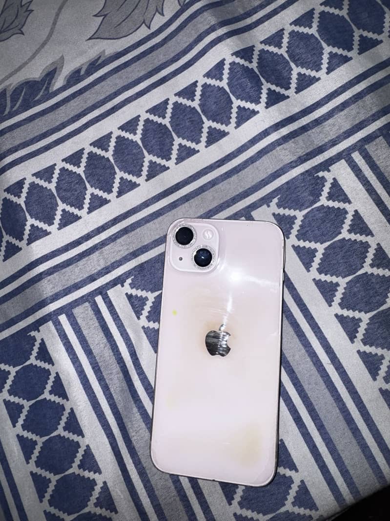 Apple iPhone 13 1