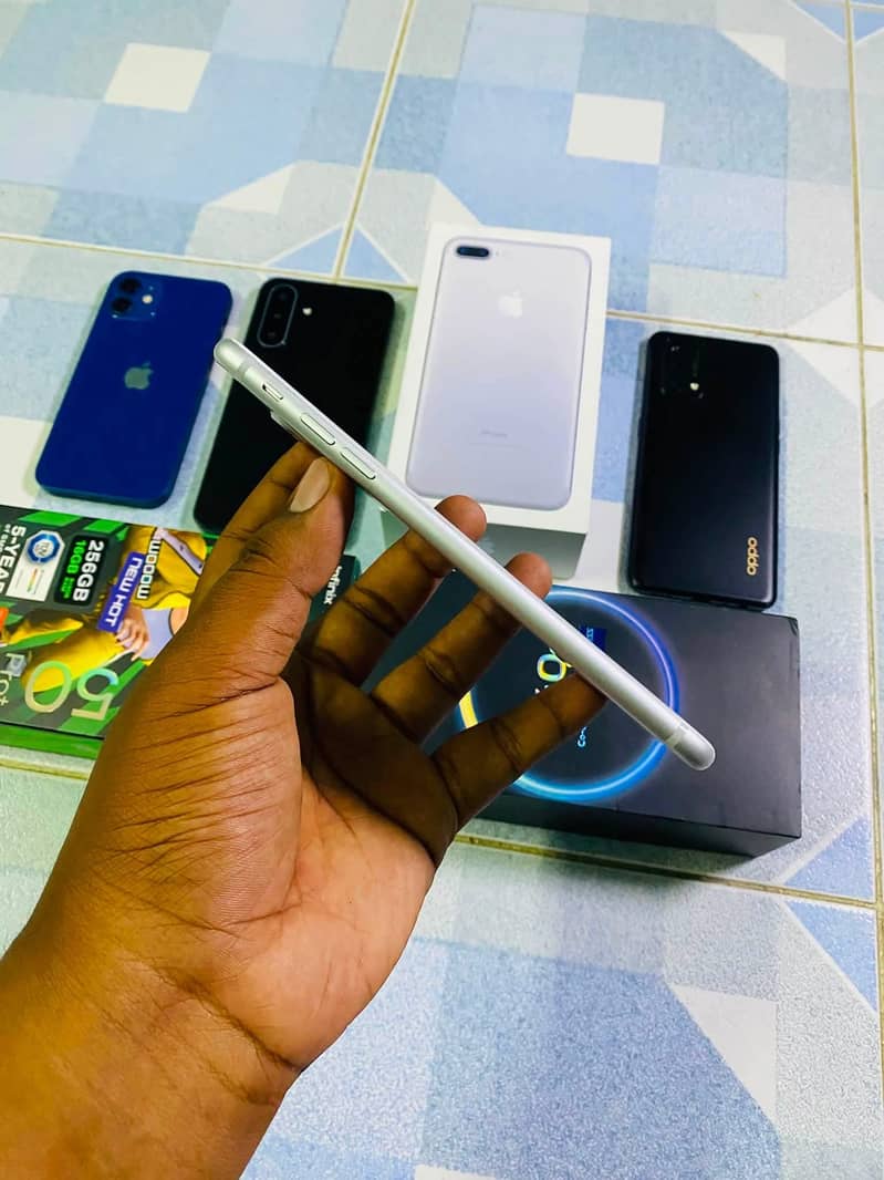 Apple iPhone 7 Plus 7