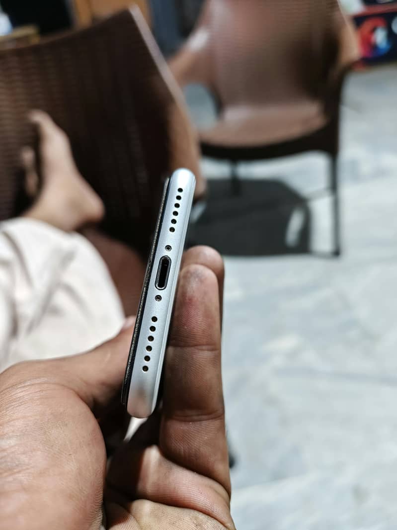 Apple iPhone SE 2