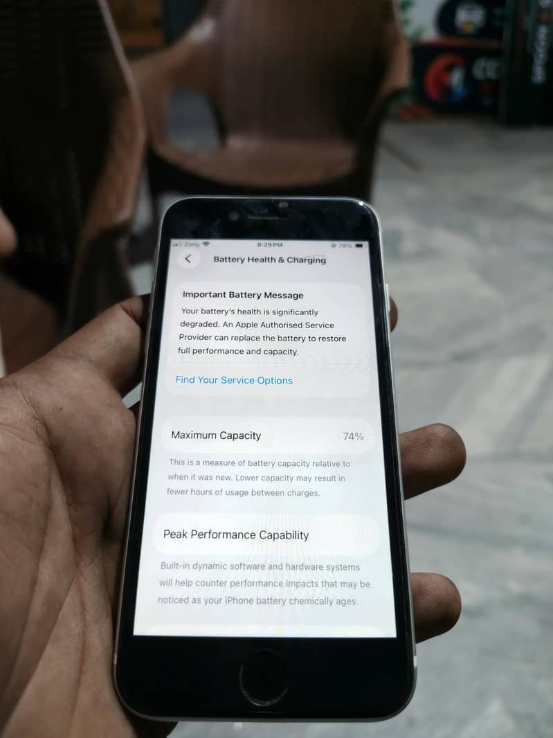 Apple iPhone SE 4