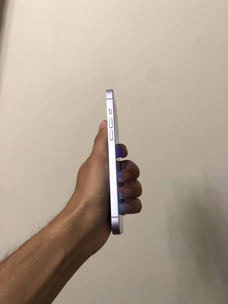 Apple iPhone 14 plus 3