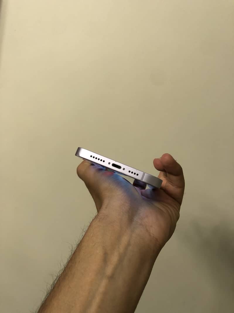 Apple iPhone 14 plus 5