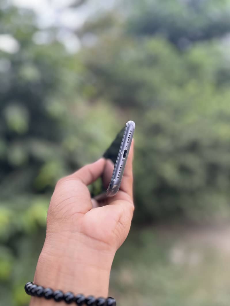 Apple iPhone 11 1