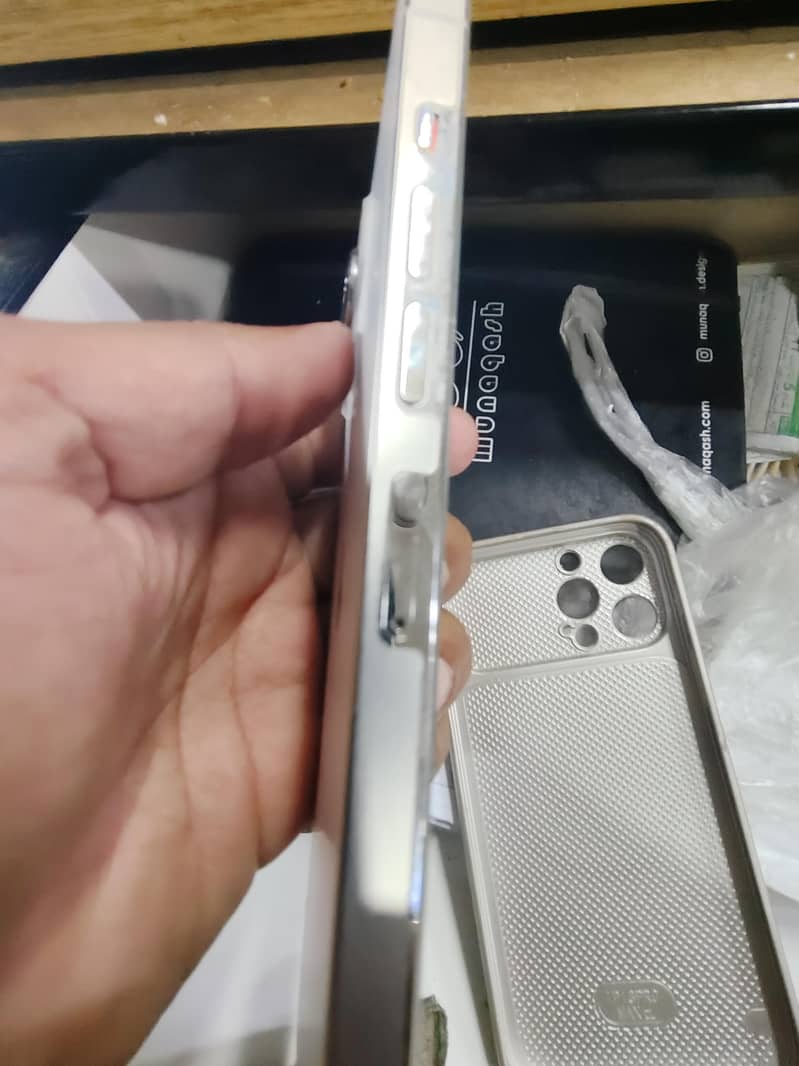 Apple iPhone 13 Pro Max 3