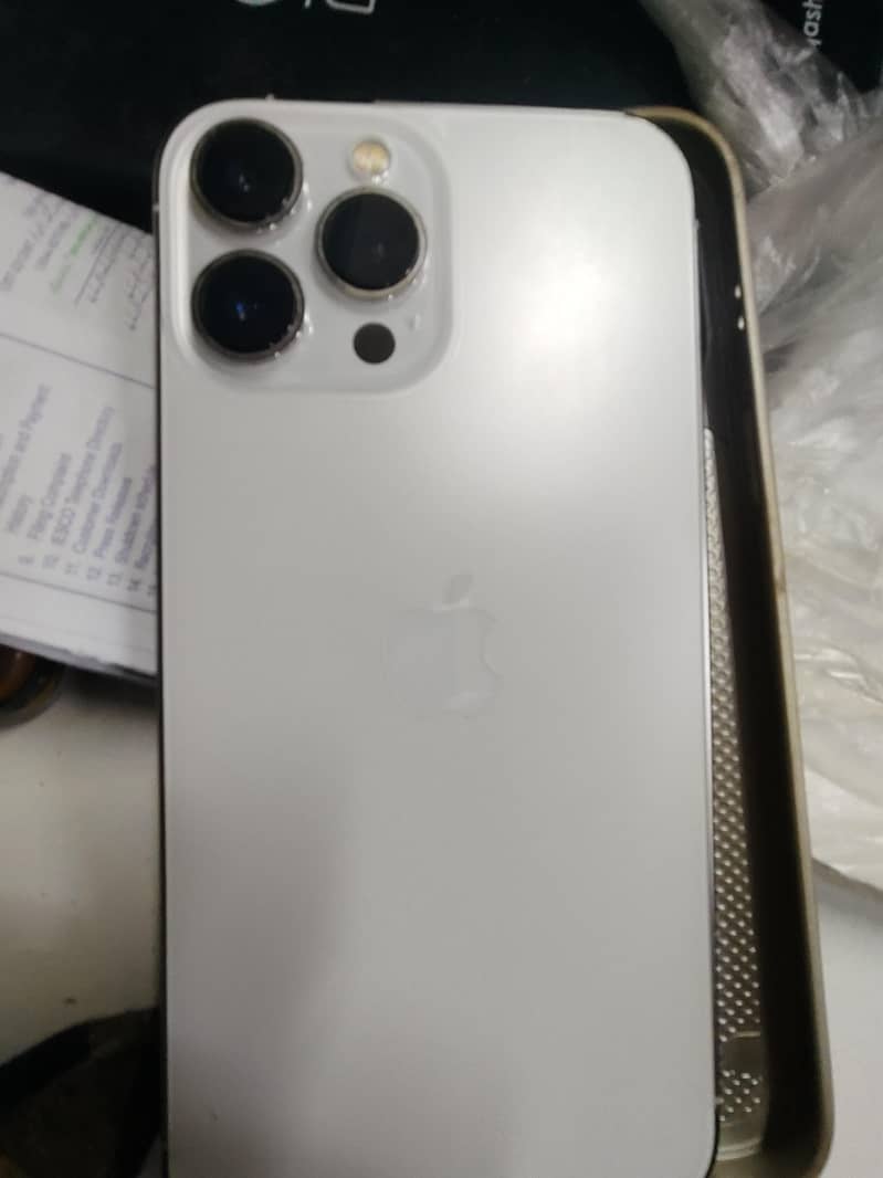Apple iPhone 13 Pro Max 5
