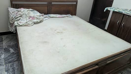 King size mattress