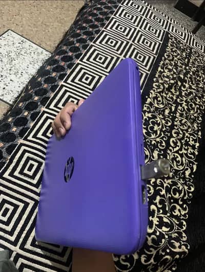 HP CHROME BOOK/WORKS USING PENDRIVE 64 GB