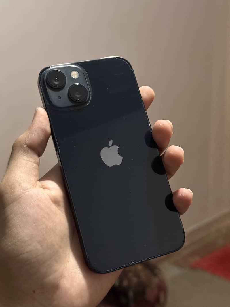 Apple iPhone 13 0