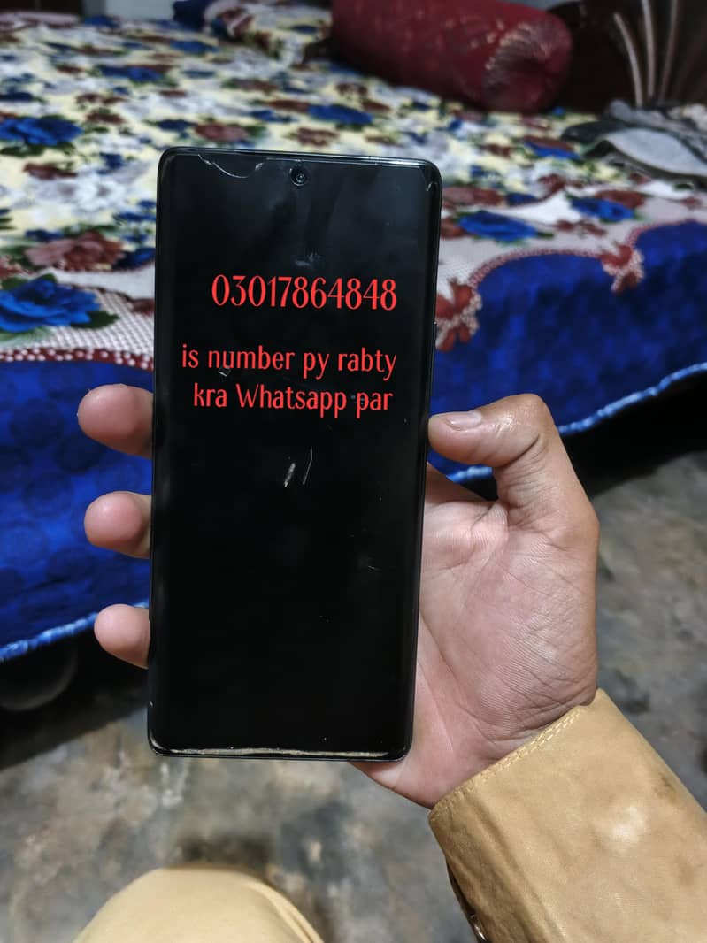 Tecno CAMON 30S 1