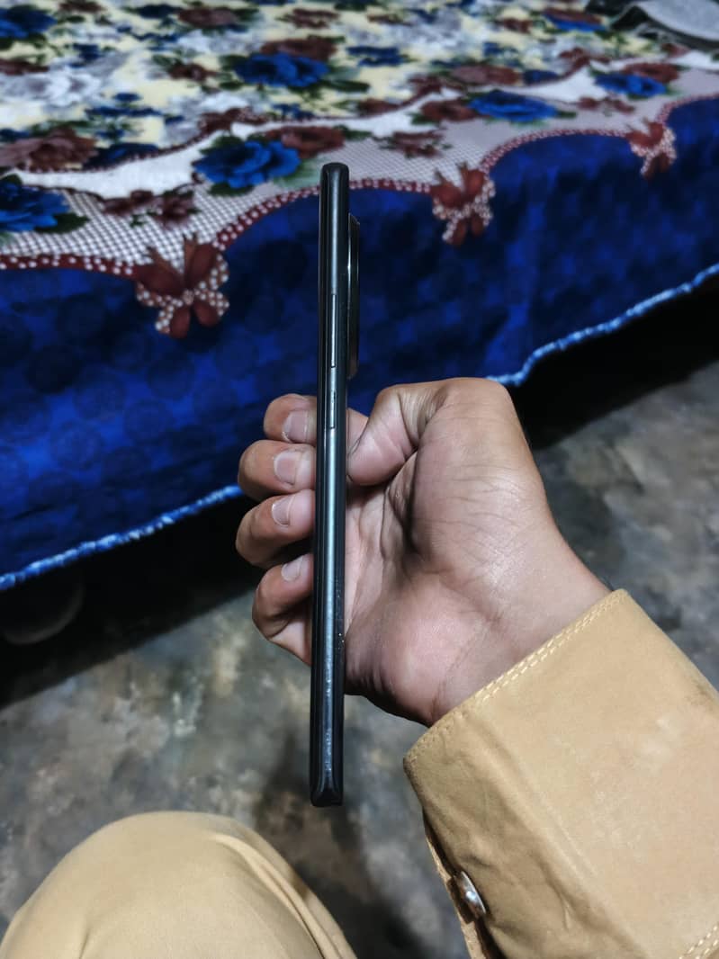 Tecno CAMON 30S 5