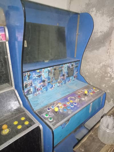 video game    taken tag   mame 32