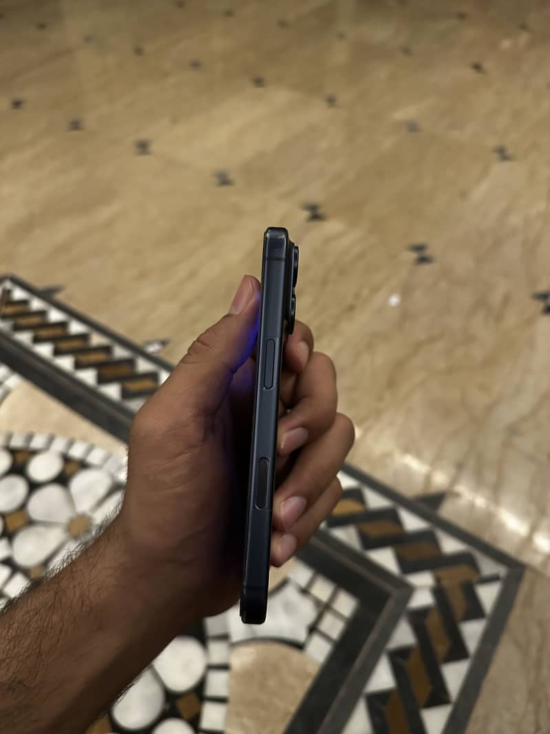Apple iPhone 17 Pro 1