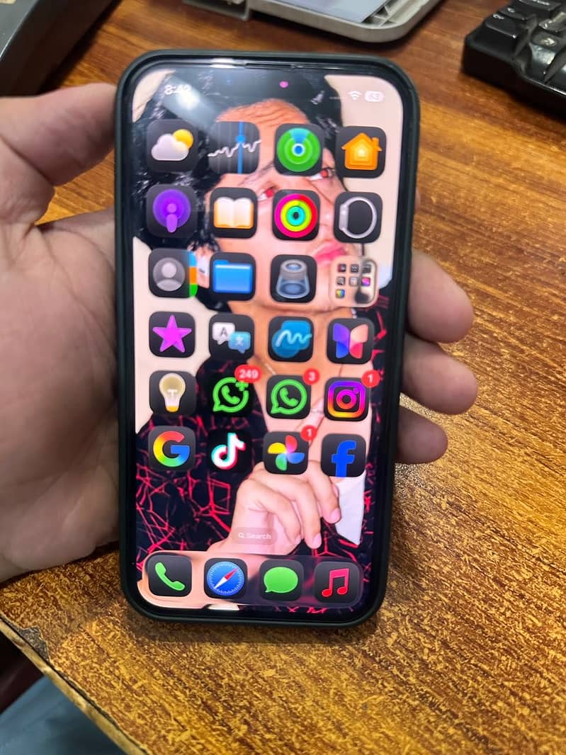 Apple iPhone 13 Pro 2