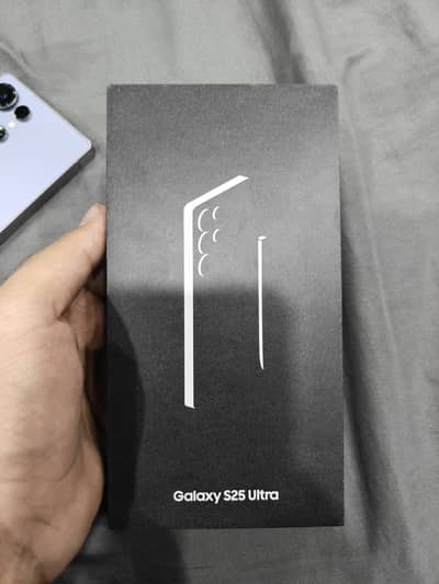 Samsung Mobile S25 Ultra