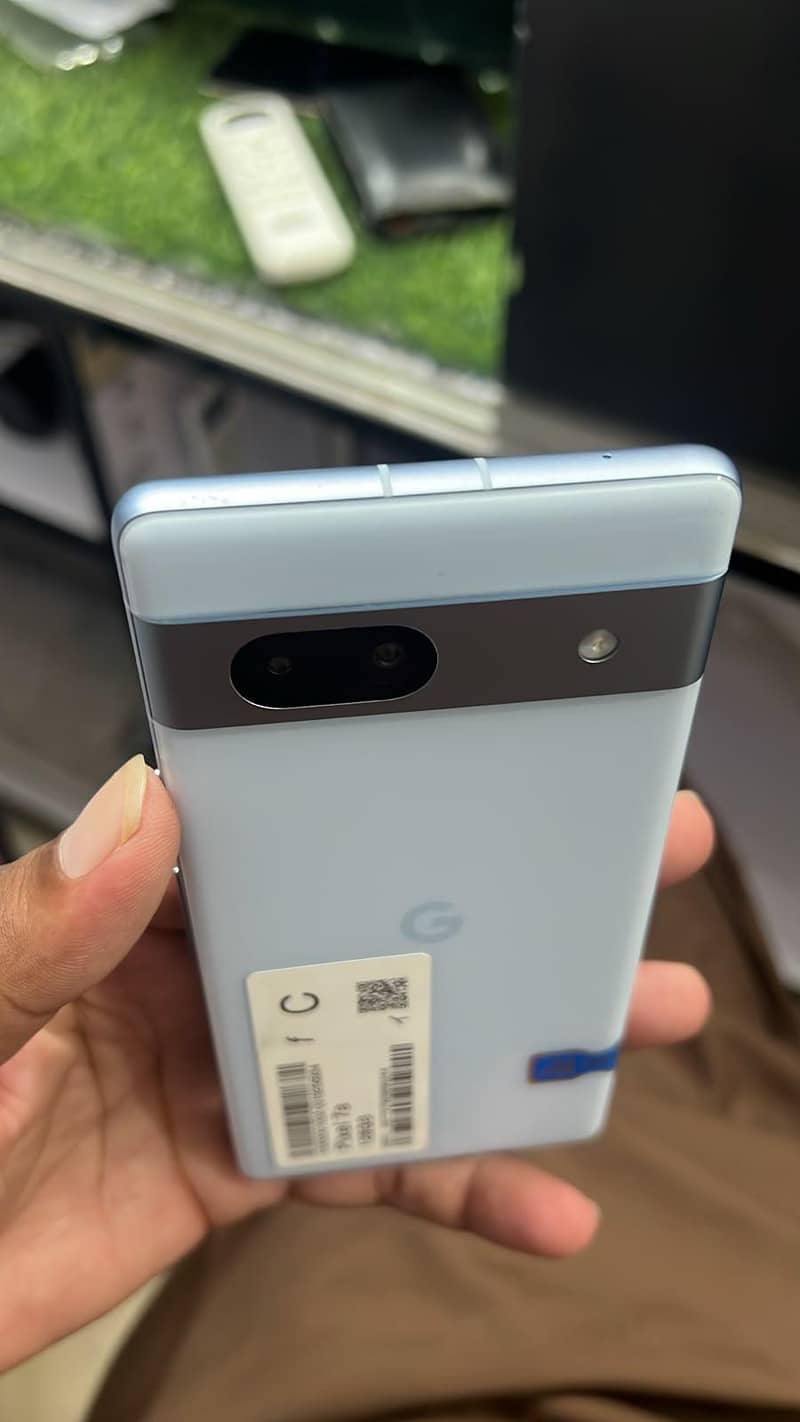 Google Pixel 7a 4