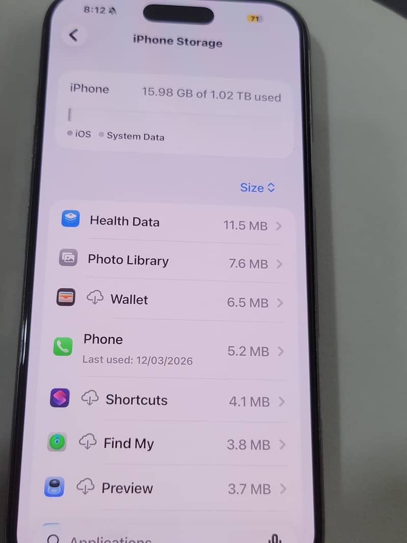 Apple iPhone 16 Pro Max 3