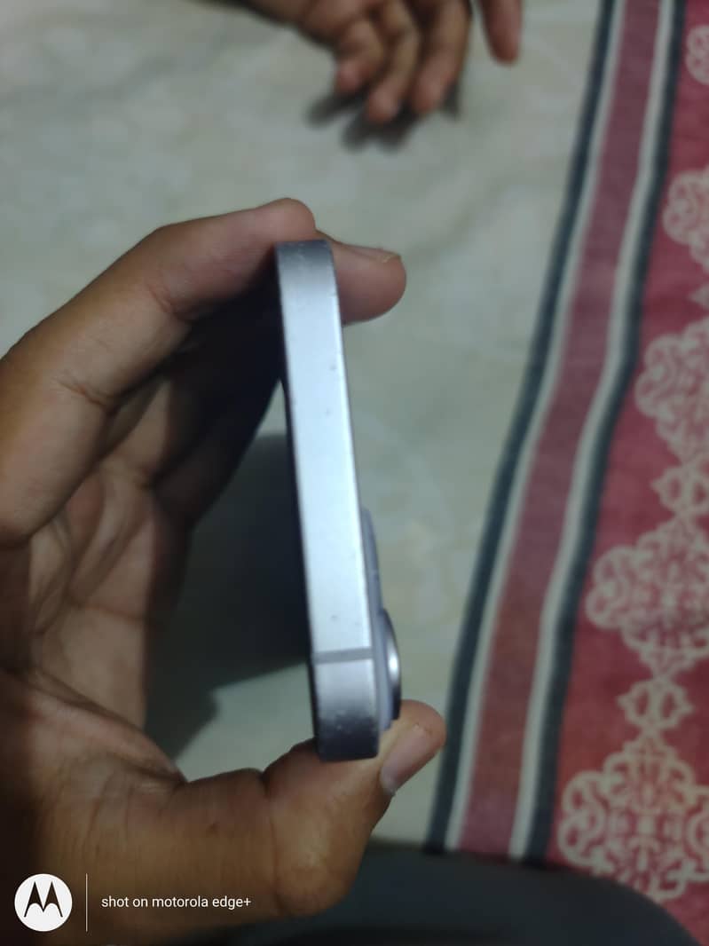 Apple iPhone 14 1