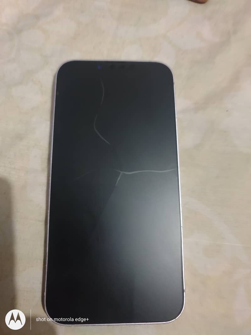 Apple iPhone 14 3