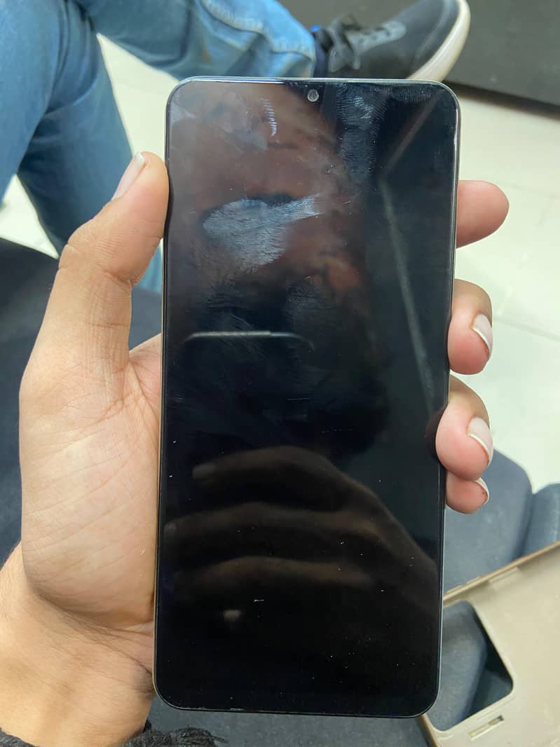Realme C61 2