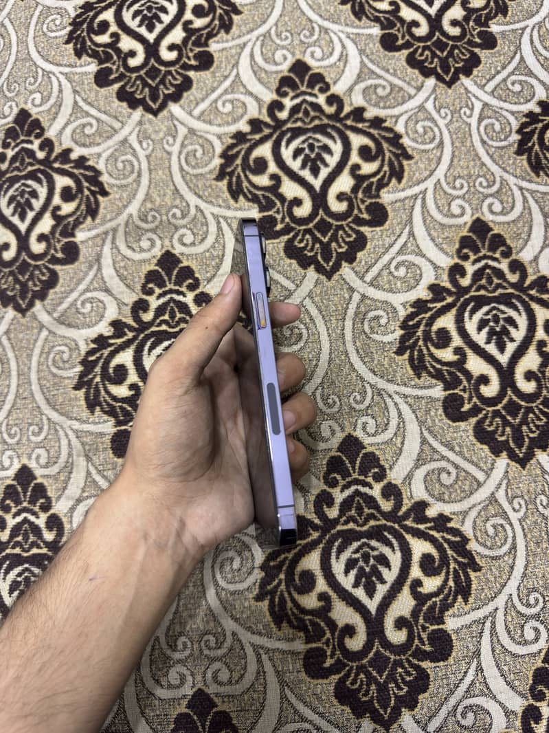 Apple iPhone 14 Pro Max 5