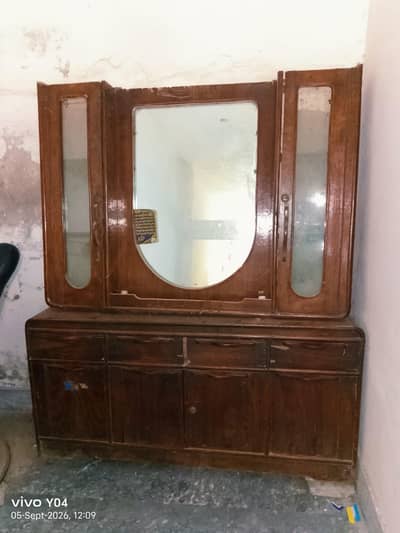 Dressing table for sale good condition