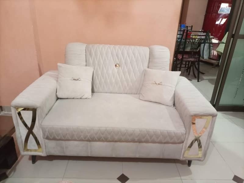 Off white sofa set 3