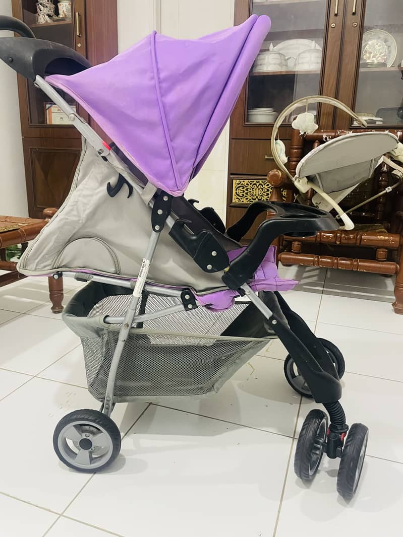 First step stroller imported from Bahrain 1