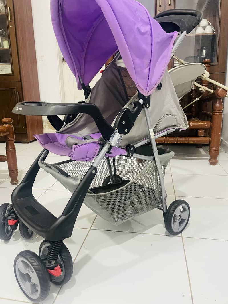 First step stroller imported from Bahrain 2
