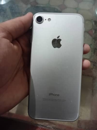 Apple iPhone 7
