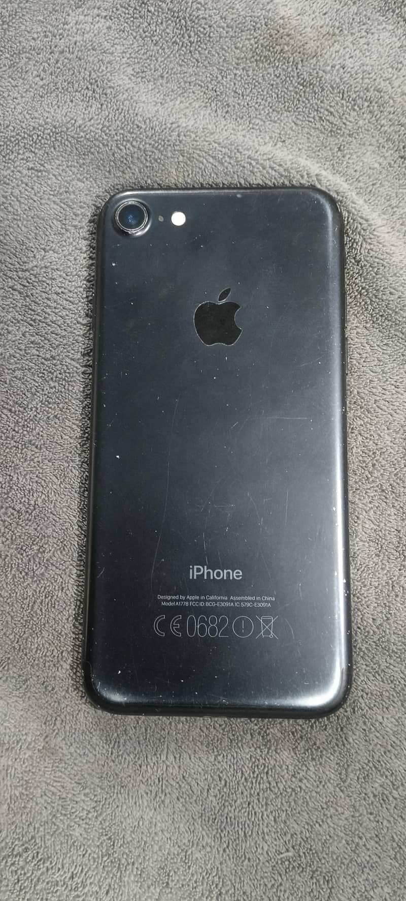 Apple iPhone 7 1