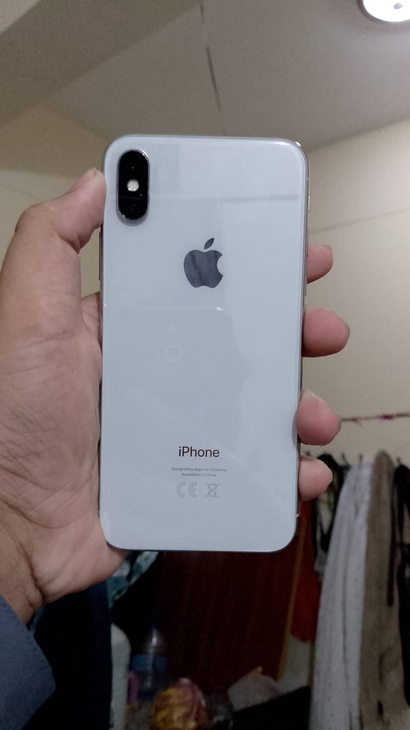 Apple iPhone X 3