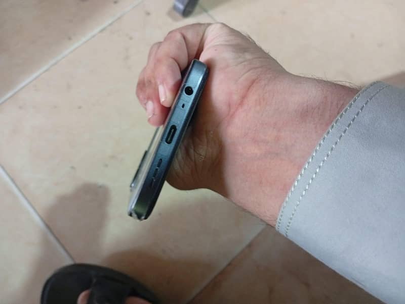 Tecno spark 50 4