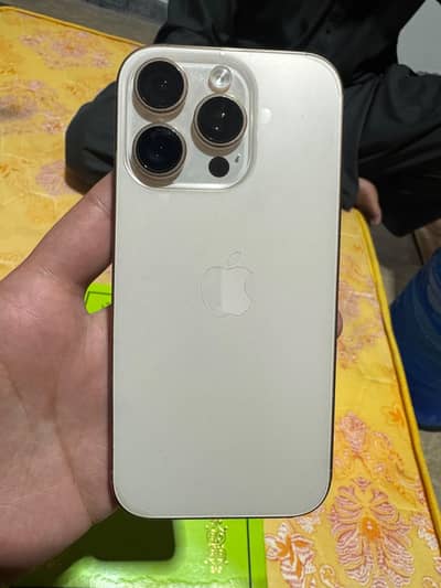 Apple iPhone 16 Pro