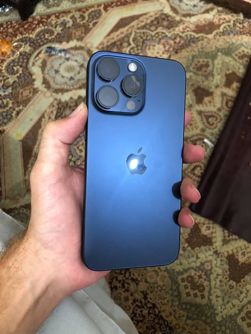 iPhone 15 pro max jv 5