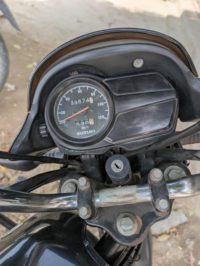 Suzuki 4