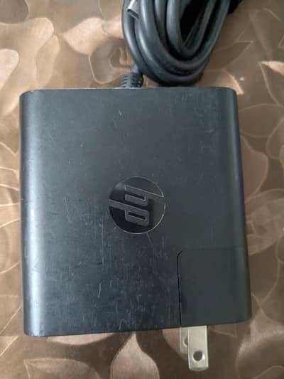 Hp Ac original charger 65 W