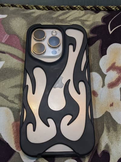 Apple iPhone 16 Pro