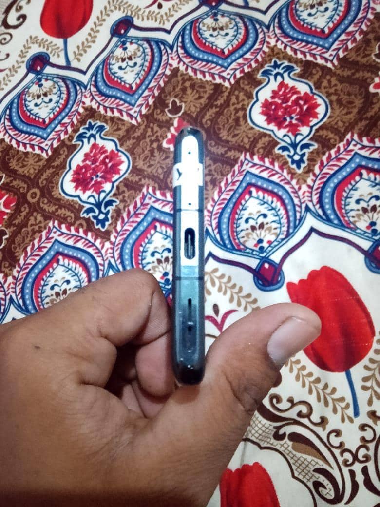 One Plus 11 4